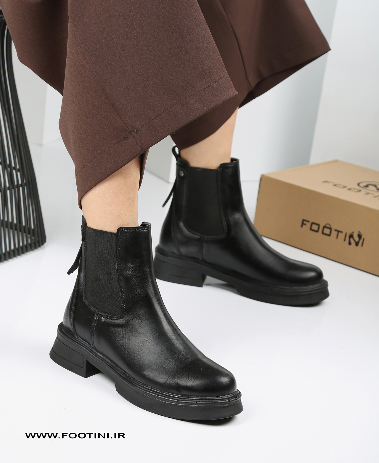 V76A3579 بوت زنانه دکمه ای کلاسیک NI - Image 1