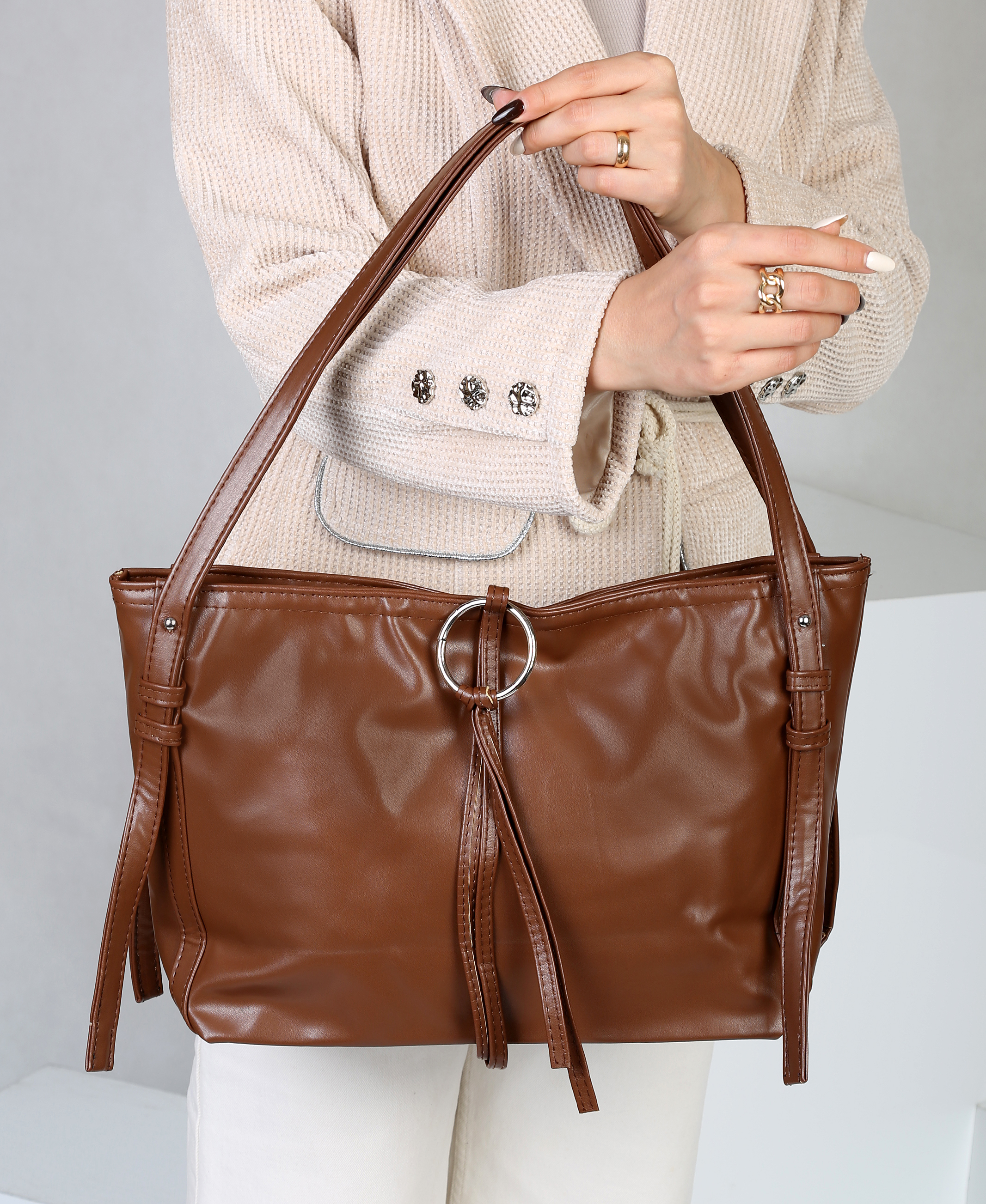 کیف زنانه مجلسی دوشی چرم آویزدار 205 AM کیف زنانه مجلسی دوشی چرم آویزدار 205 AM