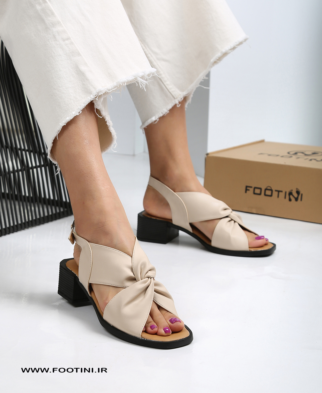 woomans-sandal-pechak-cream-1