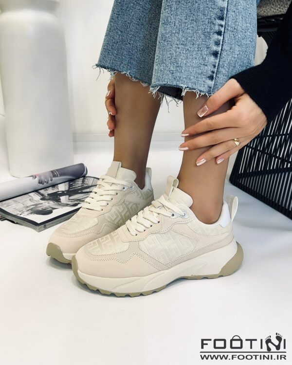 کتونی زنانه فندی RS 761 کرم فوتینی