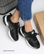 کفش کتونی زنانه نایک HK RUN V2K
