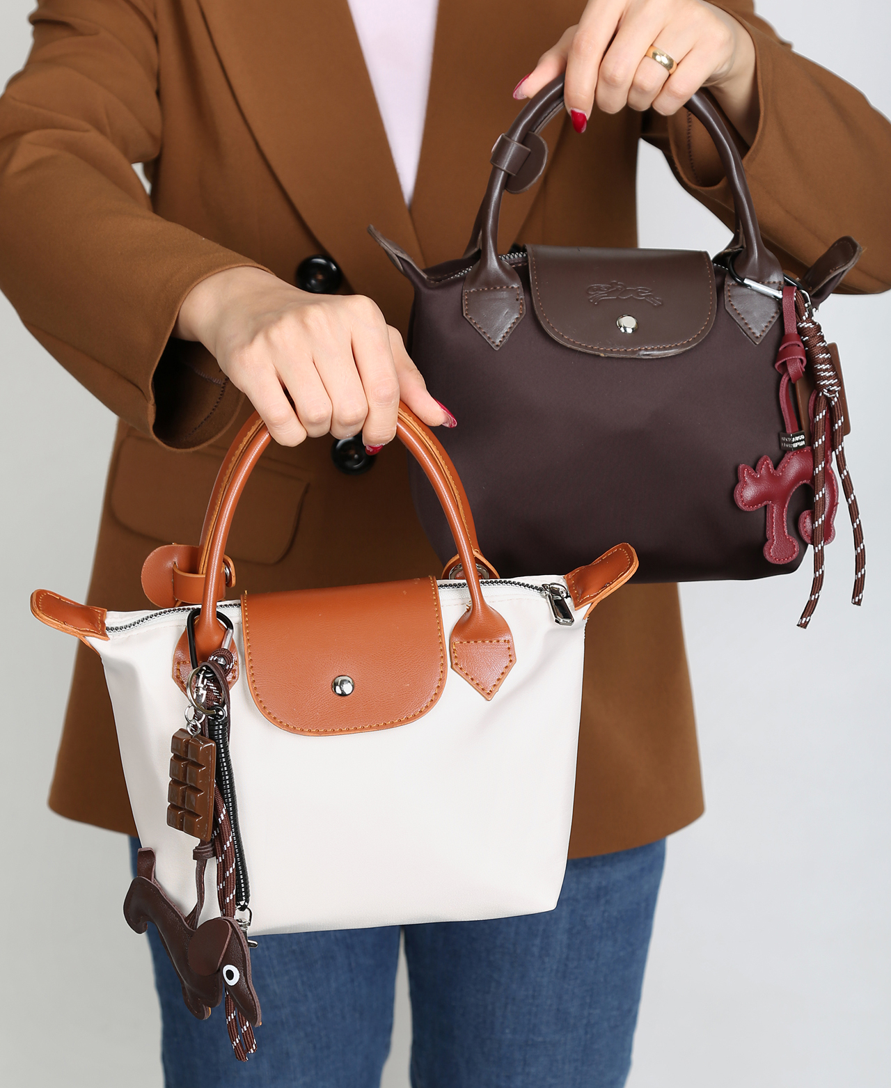 کیف زنانه کوچیک لانگ 147 AM