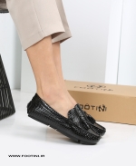 کالج زنانه پوست ماری MR