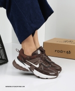 کفش کتونی زنانه نایک HK RUN V2K