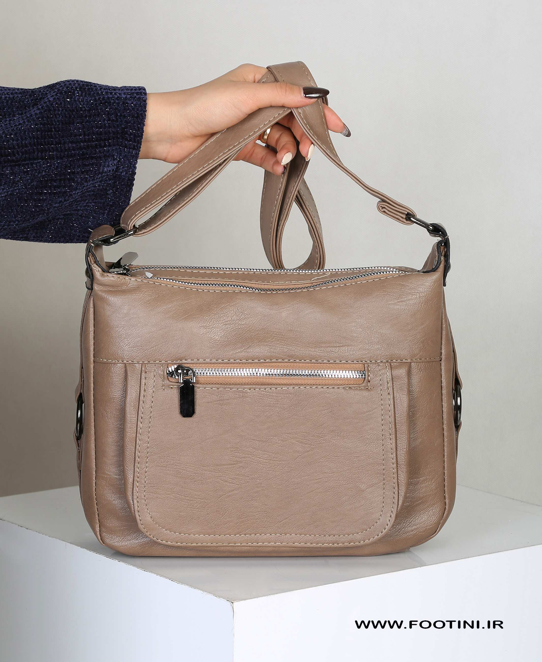 کیف زنانه چرم دوشی جلو زیپ 209 AM