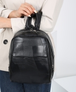 کوله پشتی زنانه چرم جلو زیپ 225 AM