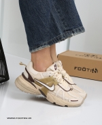 کفش کتونی زنانه نایک HK RUN V2K